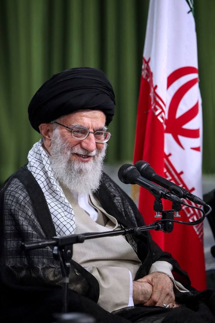 رهبری سید علی خامنه‌ای