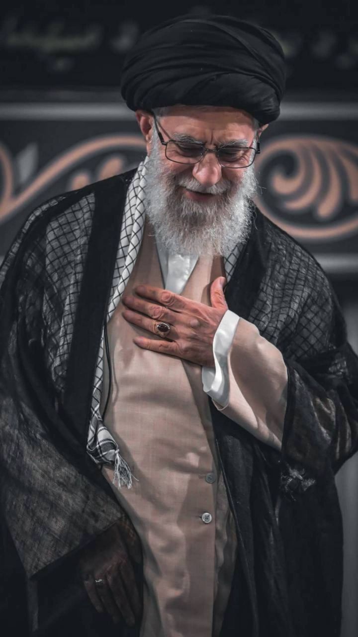 سید علی خامنه‌ای زندگینامه