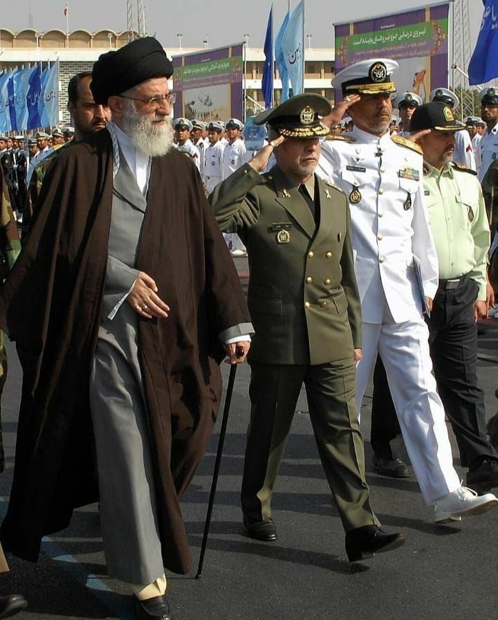 زندگی سید علی خامنه‌ای