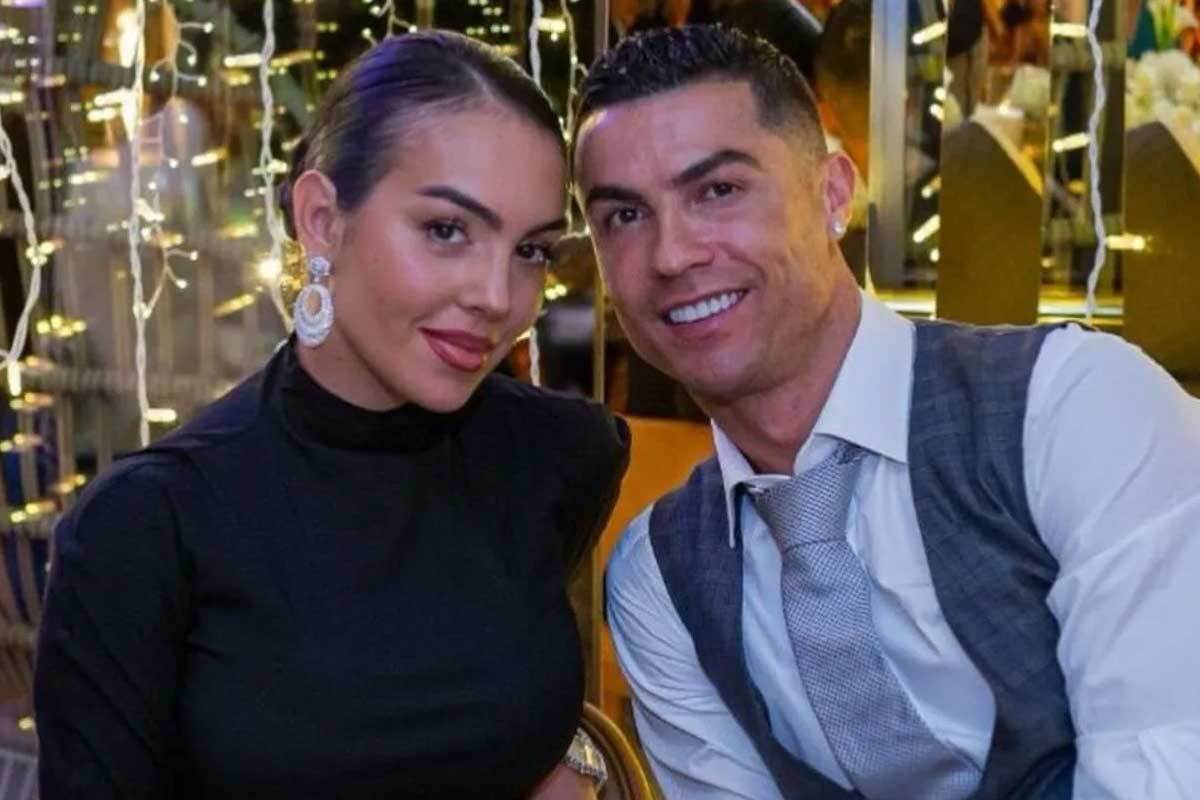 مقایسه استایل جورجینا با استایل زنان سیاستمدار