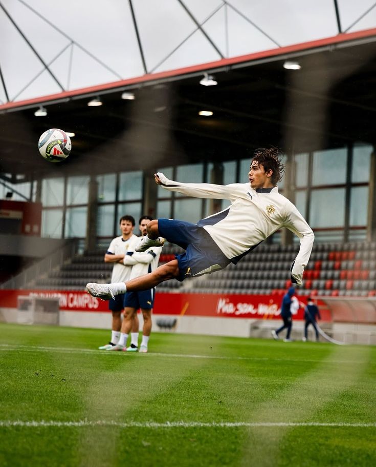 سبک بازی و پست تخصصی رودریگو مورا در پورتو