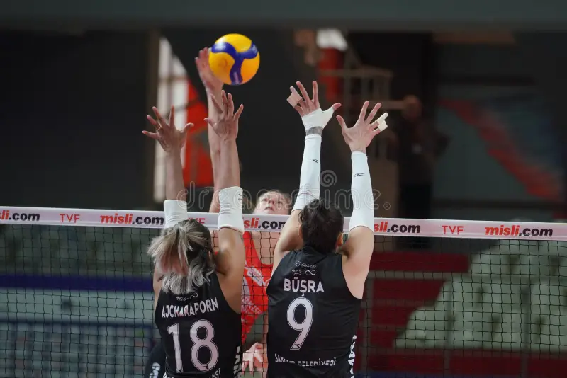 قد و وزن بشرا جانسو قد و وزن بشرا جانسو