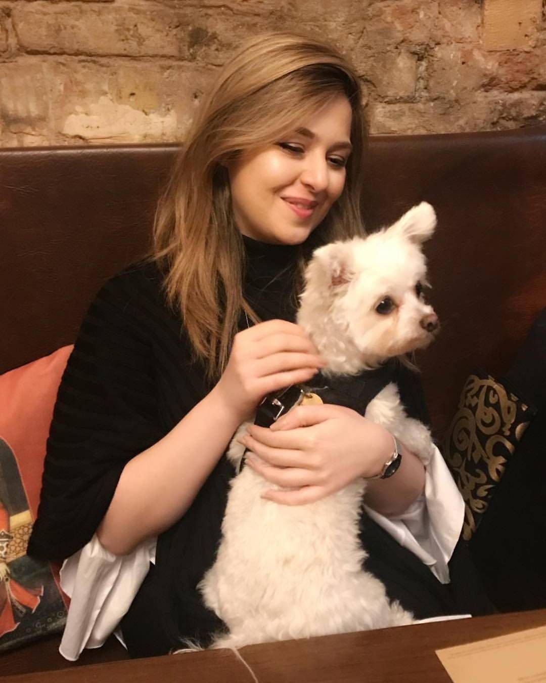 عکس تینا قاضی مراد منوتو